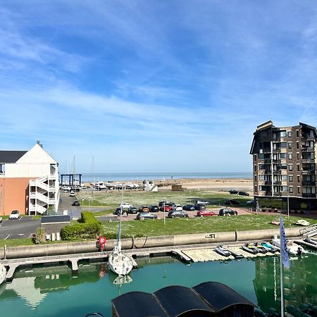 La Marina-Studio, Vue Mer Avec Balneo Deauville Extérieur photo