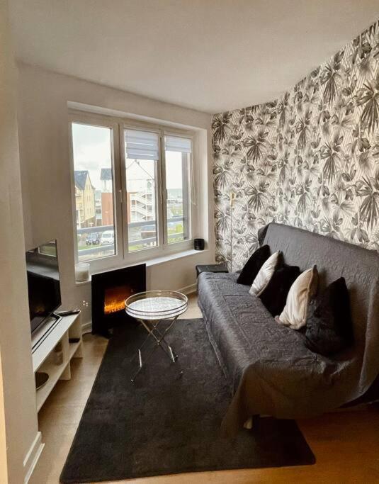 La Marina-Studio, Vue Mer Avec Balneo Deauville Extérieur photo
